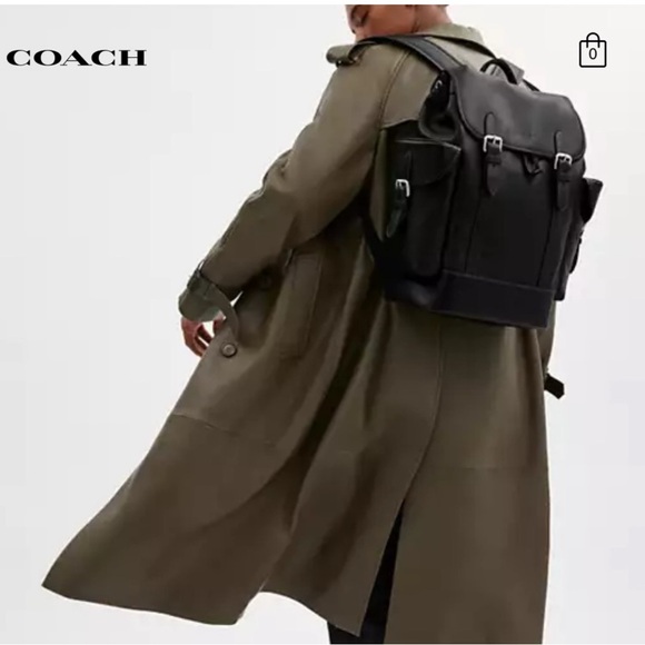 Coach  hitch backpack 🎒 - Picture 1 of 6